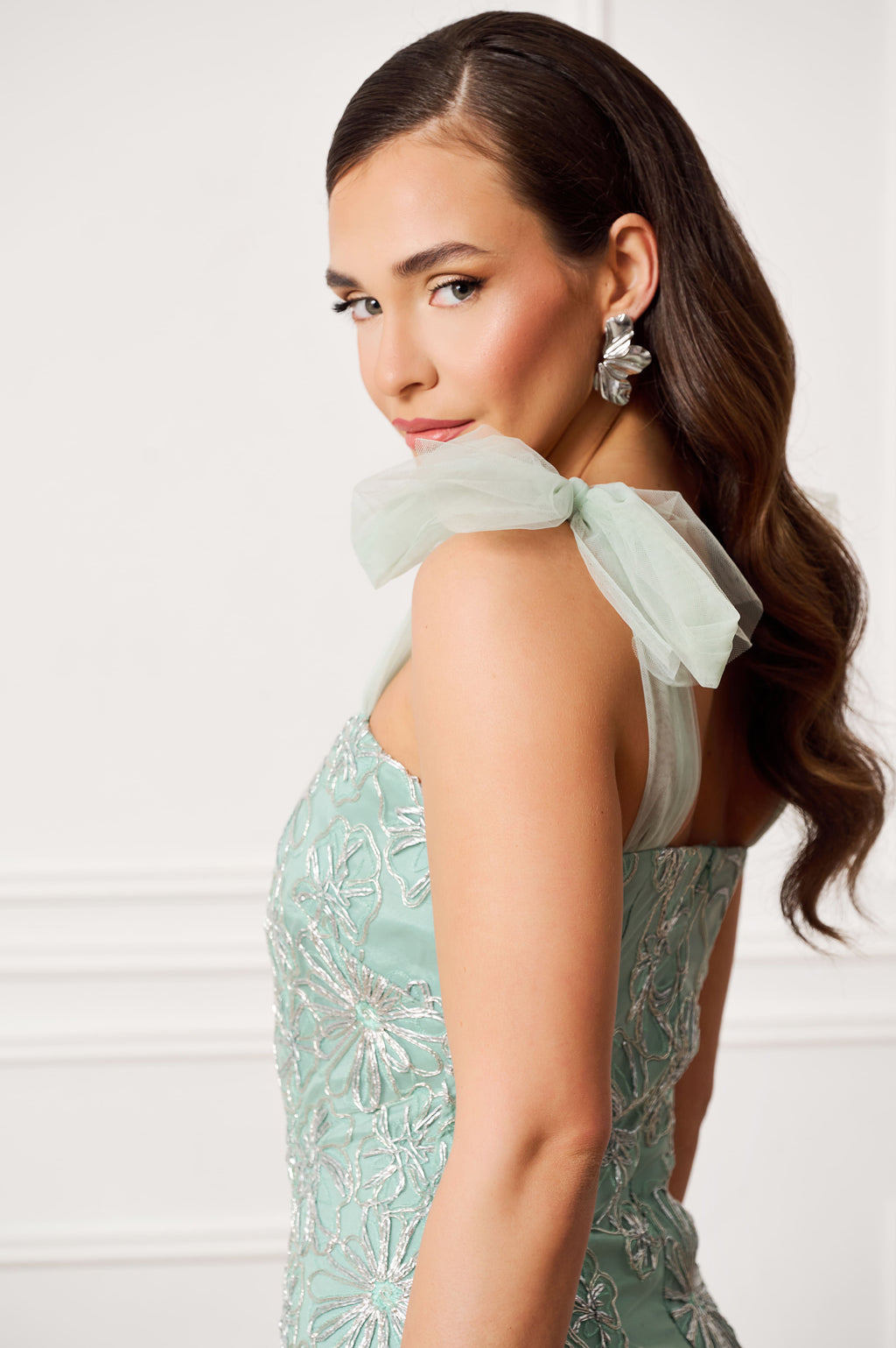 Mint Whisper Petal Mini